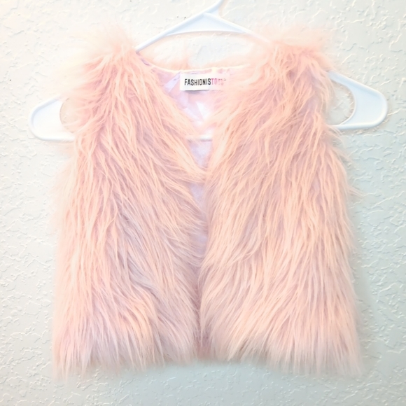 Fashion tots Light Pink faux fur sleeveless vest/ Size: 24 months - Picture 7 of 13